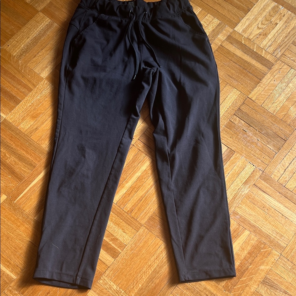 Yogalicious Men's Black Joggers